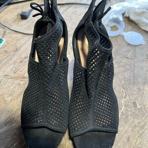 Elegant Black Women's Shoes